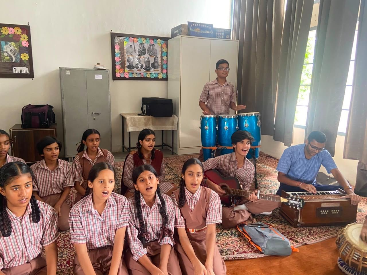 MUSIC ROOM